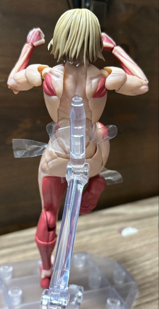 海洋堂 リボルテック アメイジングヤマグチ 進撃の巨人 女型の巨人