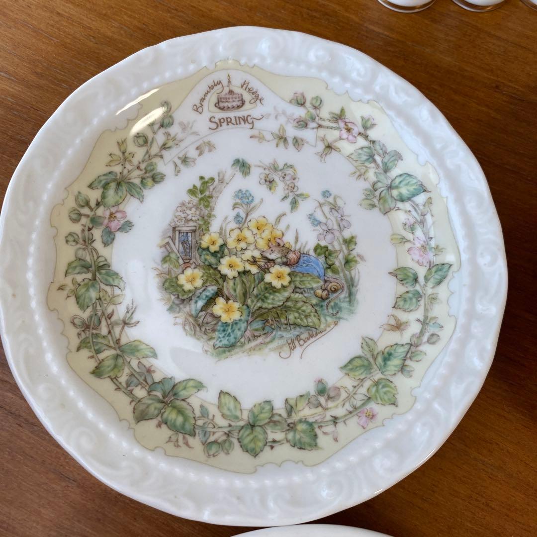 ロイヤルドルトン ブランブリーヘッジ コースター　小皿　シンブル　四季シリーズ