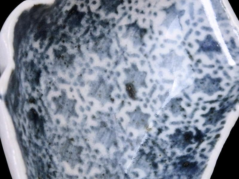 古伊万里　染付　型刷印判　幾何学文様　富士型変形皿　豆皿　F140AS-fbtc