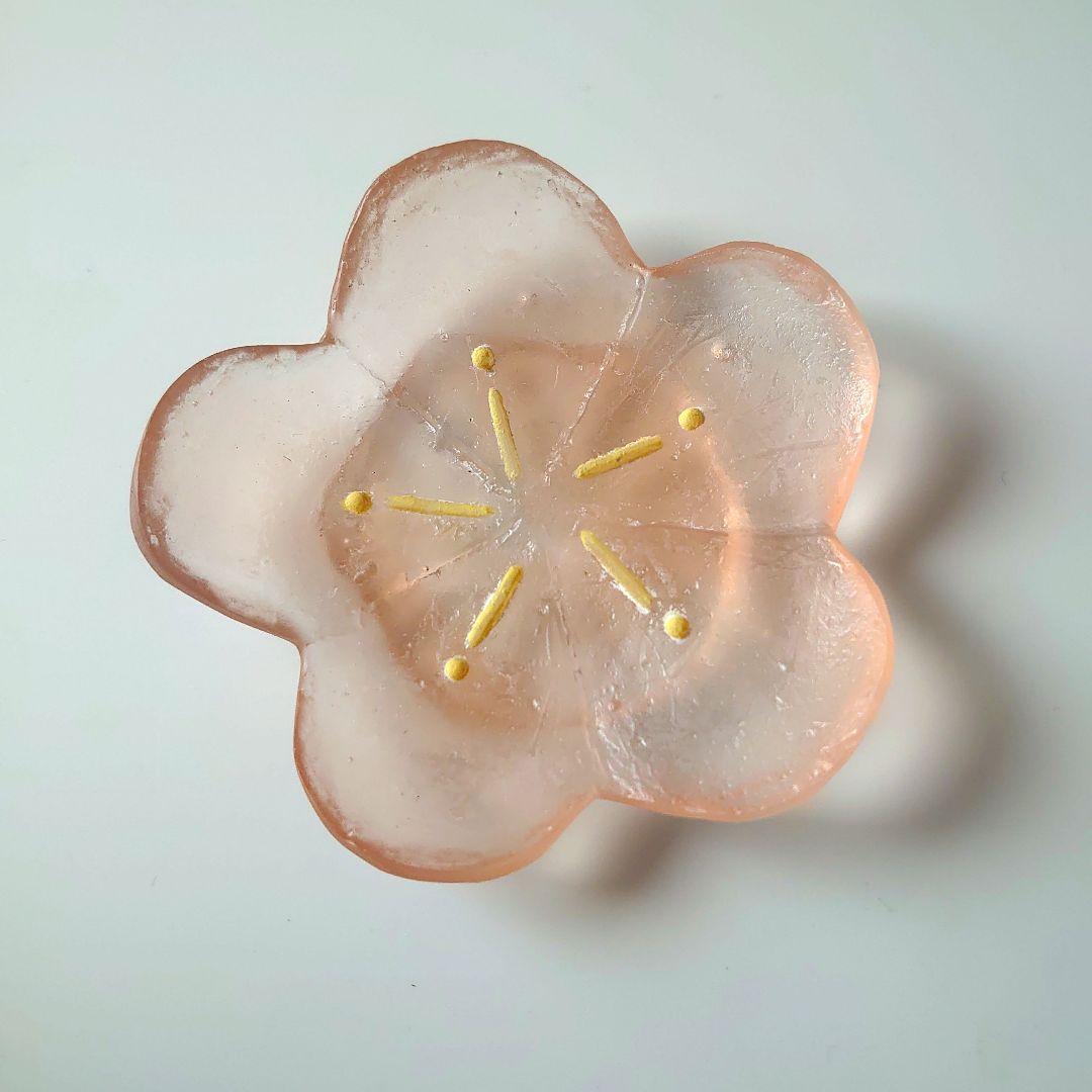 安達知江 さん ガラス製花型オブジェ 透明ピンク