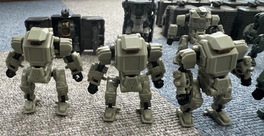 ダイアクロン 隊員、パワードスーツ、レイドチェンバー、パーツセット