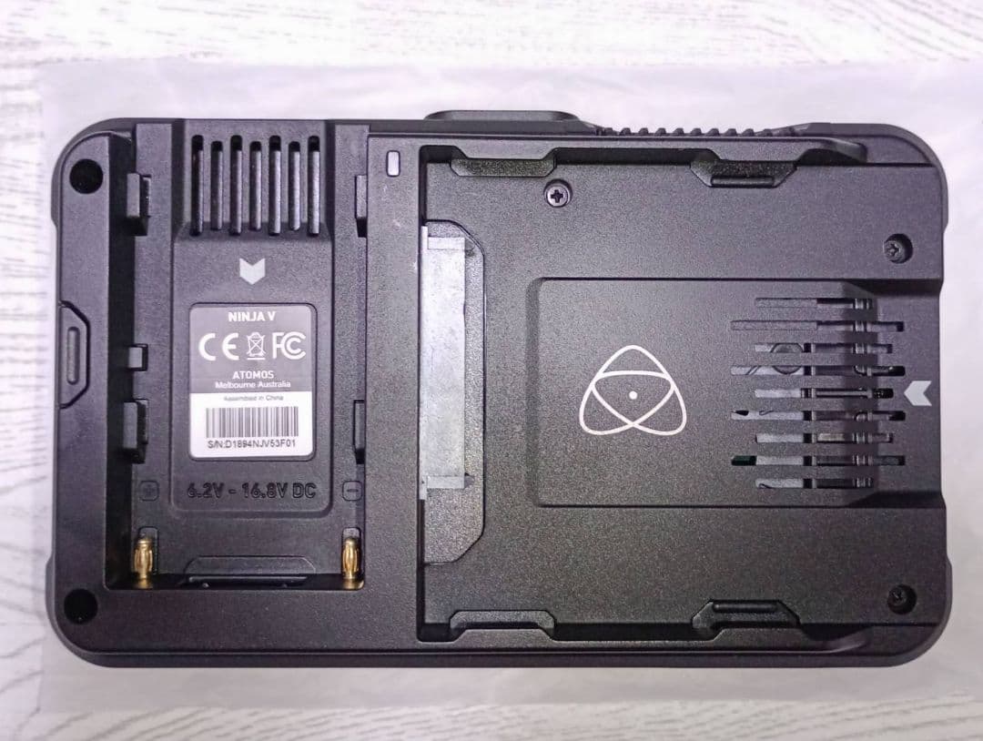 「ATOMOS Ninja V ジャンク 電源不良 箱あり」