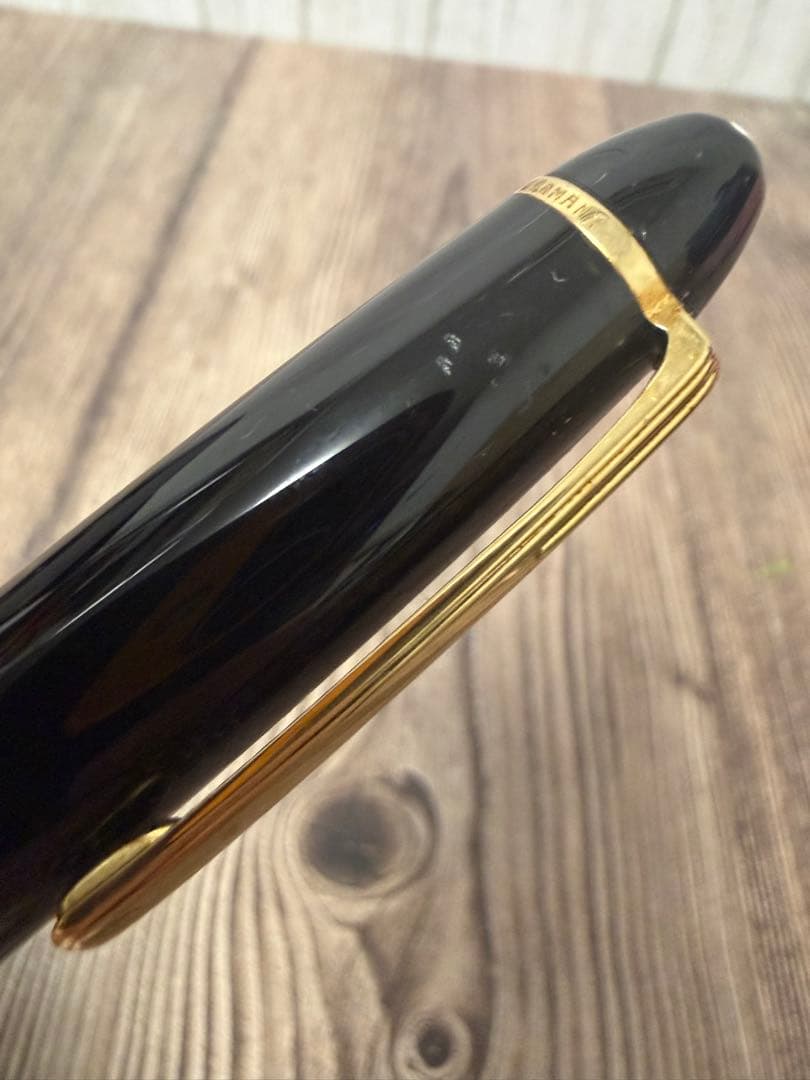 MONTBLANC ⭐️万年筆⭐️ブラック⭐️ マイスターシュテュック