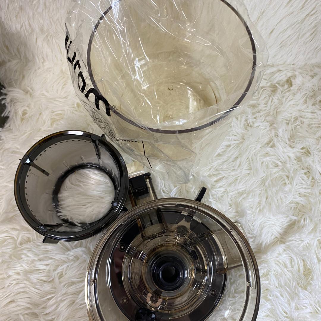 Hurom H2Y-UB17：高性能スロージューサー、シャドーブルー