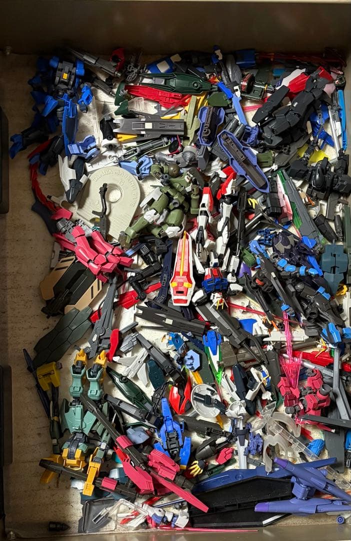HGガンプラセット 31体とパーツ　ジャンク
