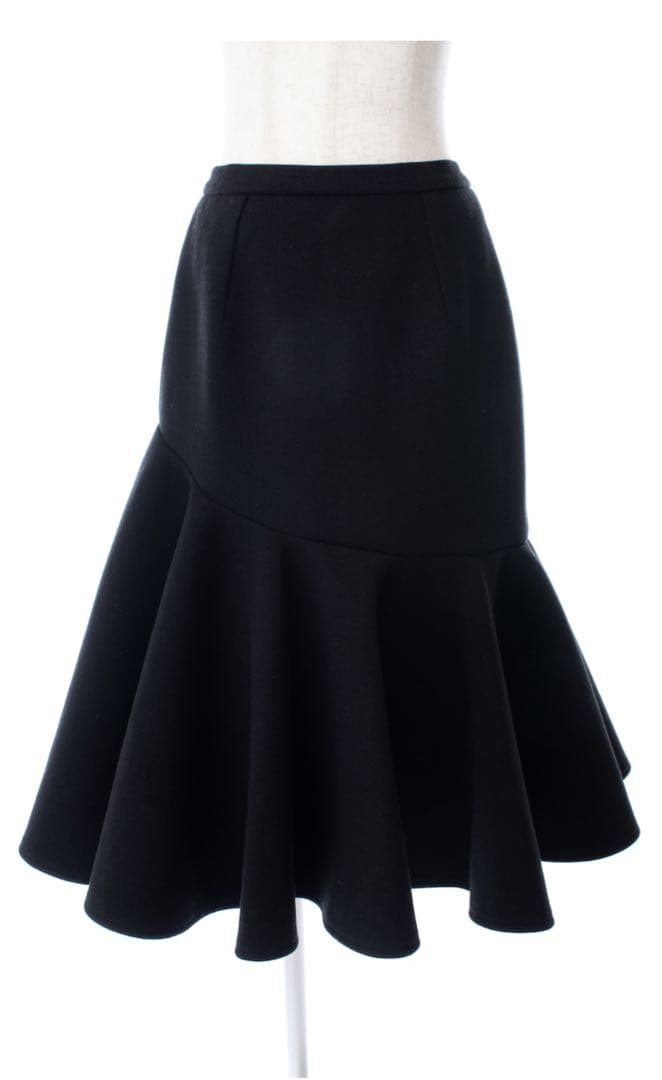 OBLI ミディアムフレアスカート