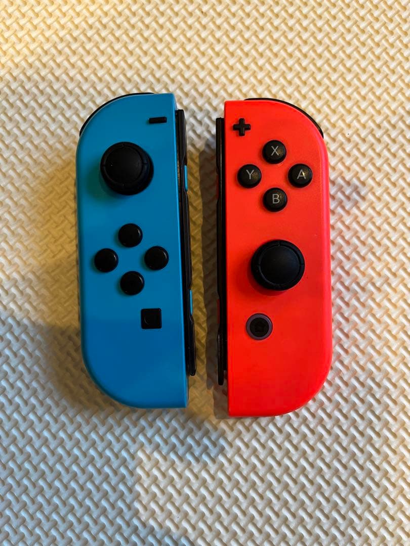 Nintendo Switch 本体　コントローラー