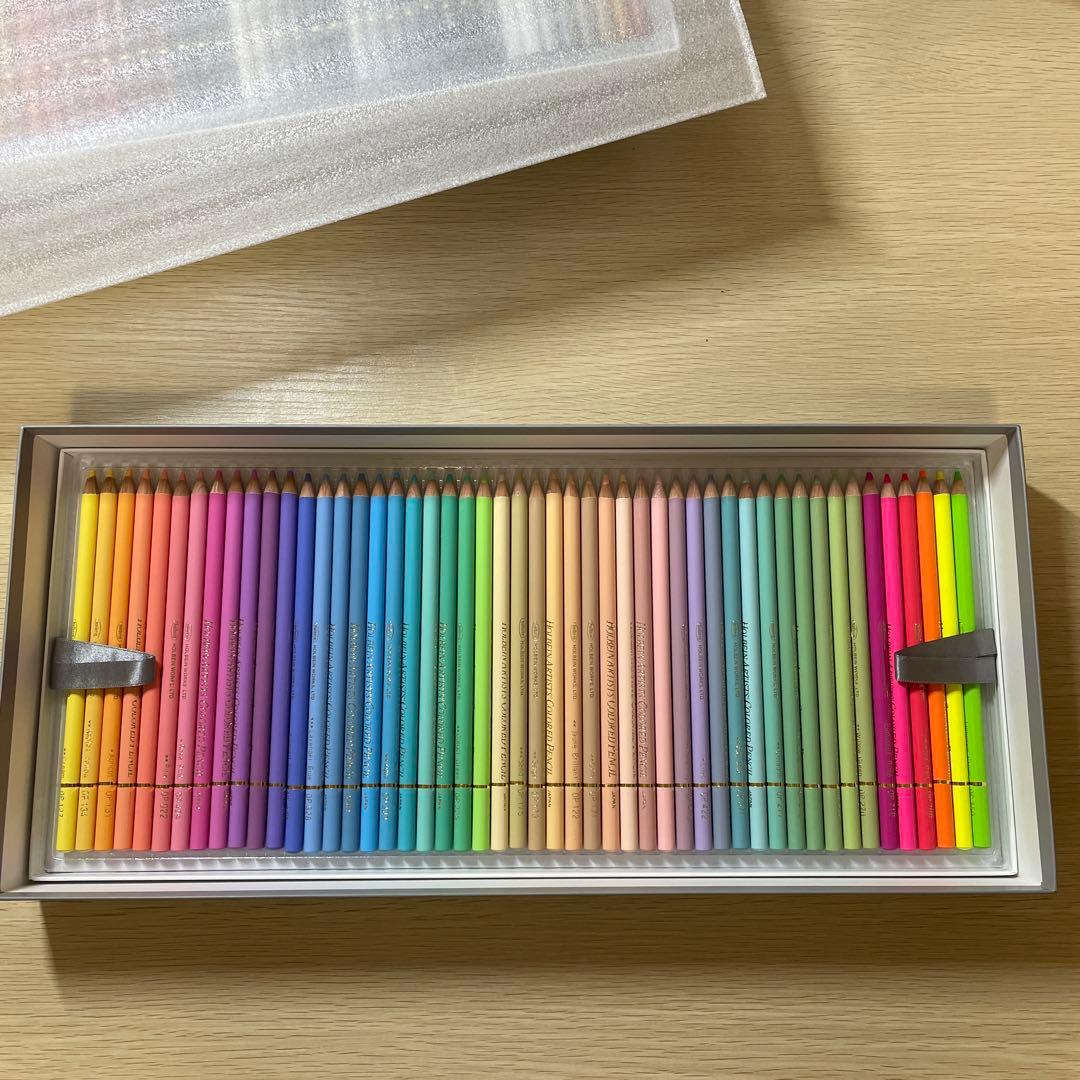 ホルベインアーチスト油性色鉛筆150色セット