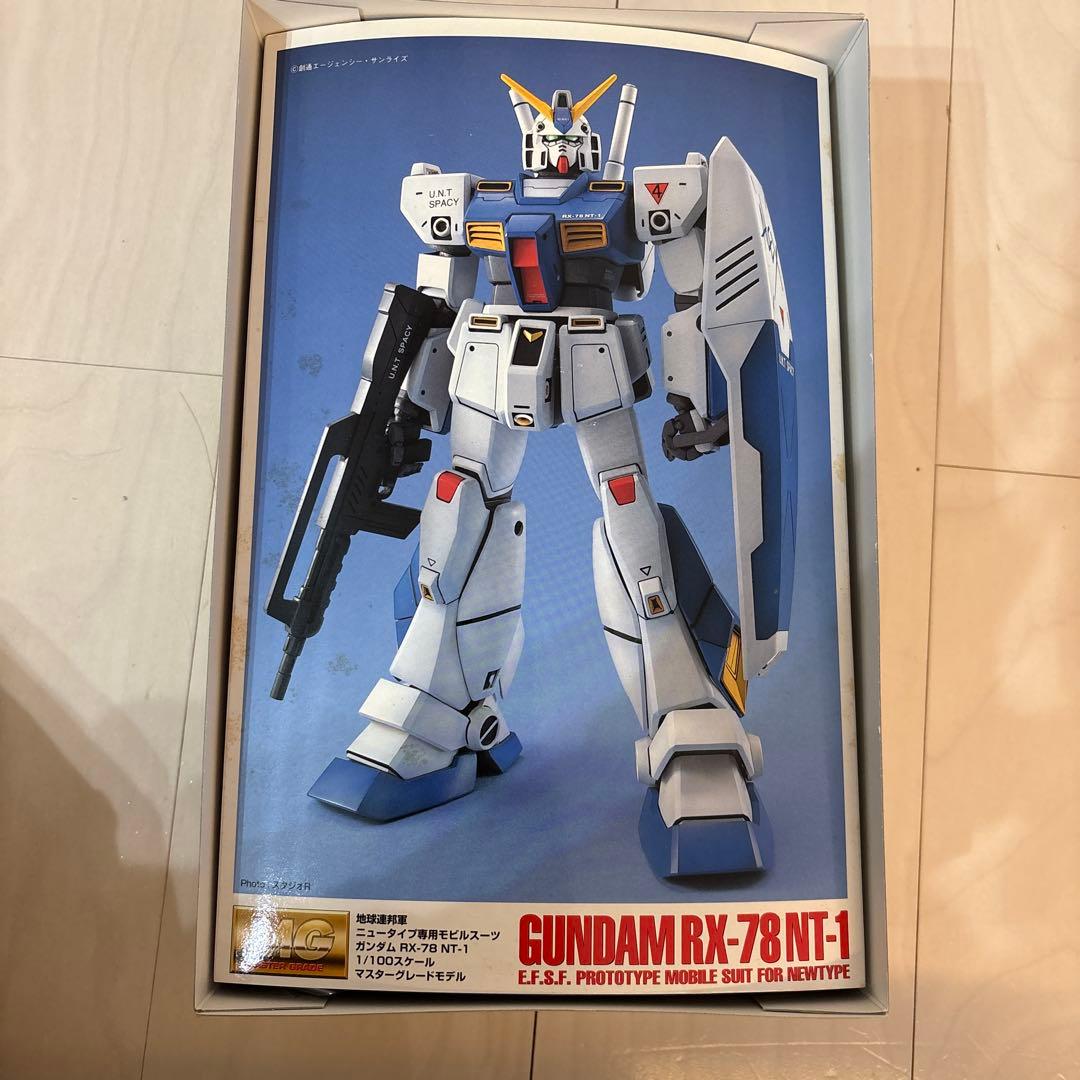 ガンプラ　MG アレックス　未組立