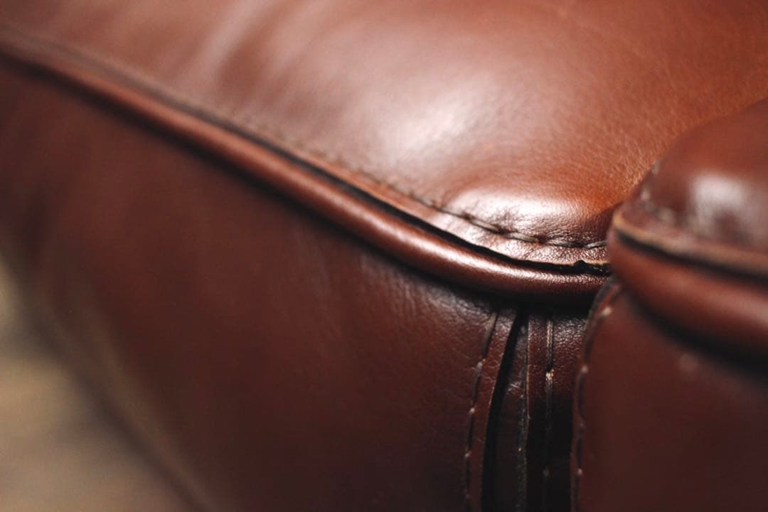 首都圏送無料〜BASTEXイタリア　アンティーク　超一流　ソファ 総本革＋ワニ革