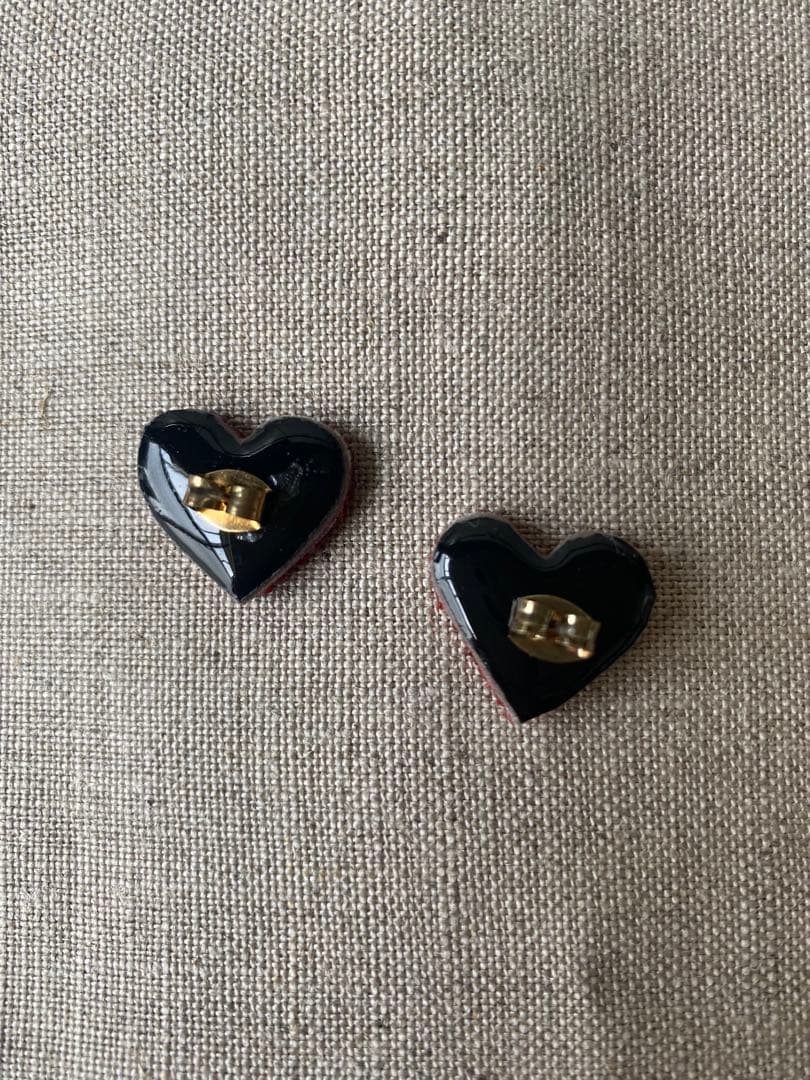 【ペパーミントヨーゼフ】オートクチュールビーズ刺繍　赤ハートピアス&PIN