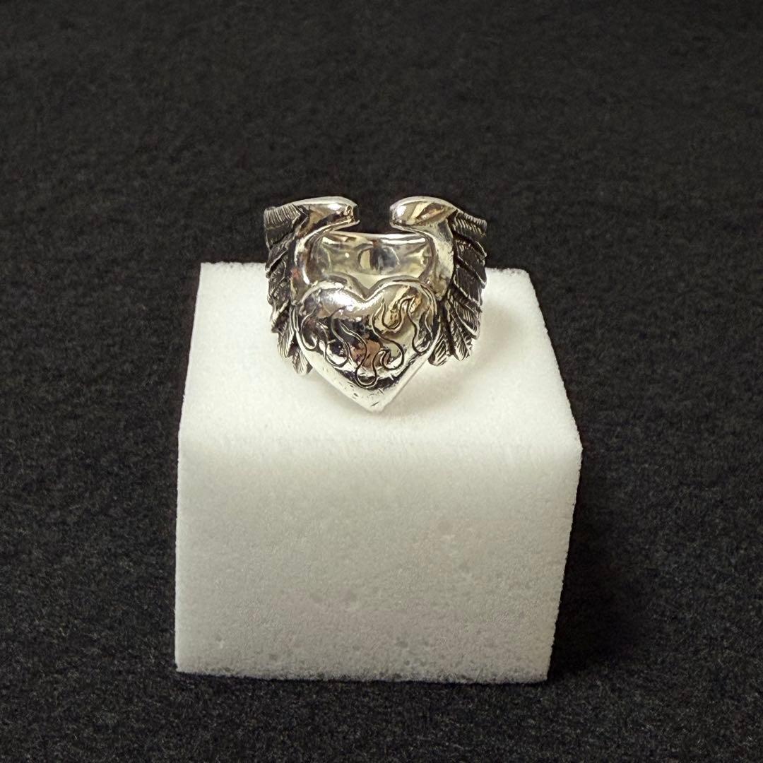 クレイジーピッグ Large heart ＆ wings ring