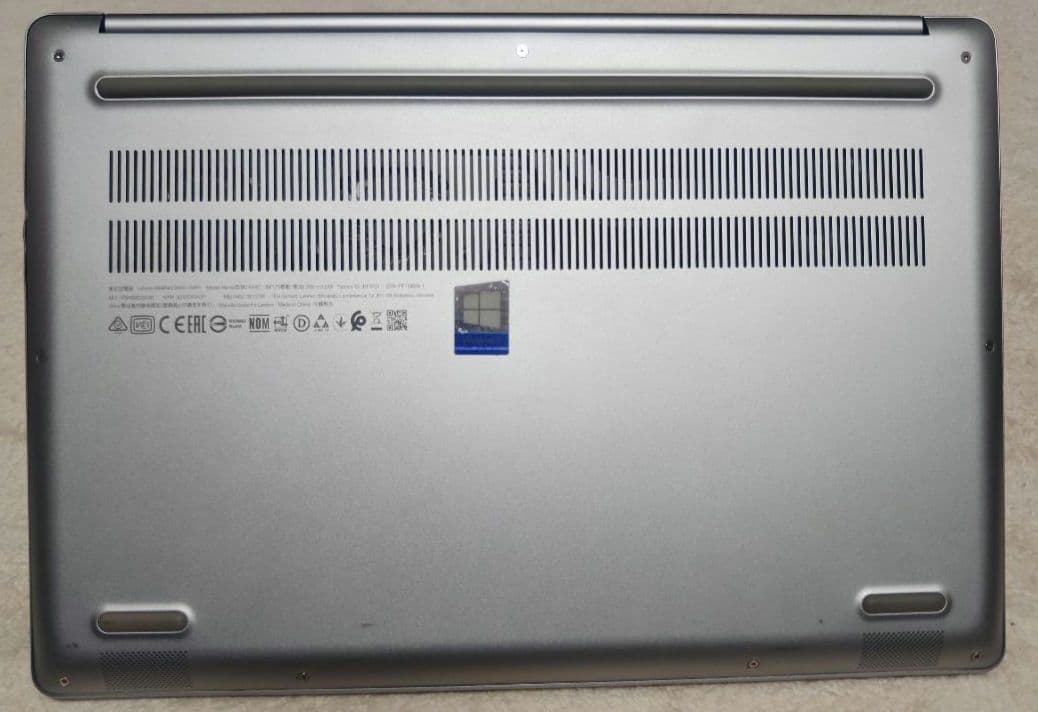 Lenovo IdeaPad S540-13API ノートPC 大きな傷あり