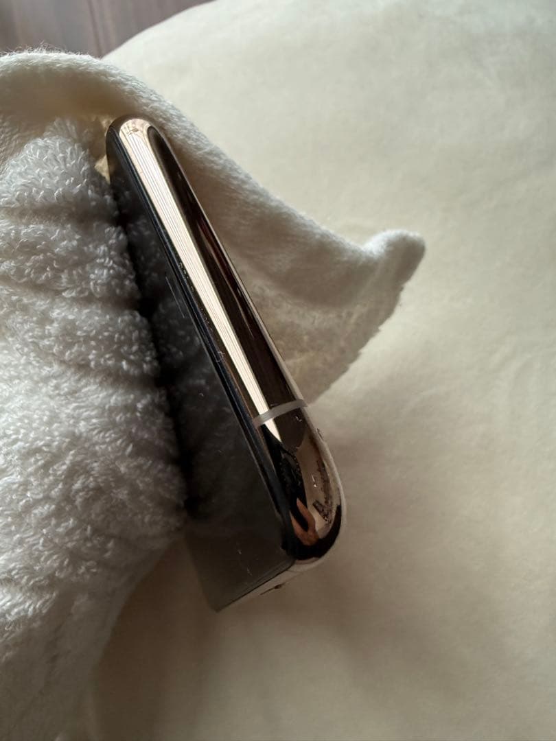 美品　Apple iPhone 11 Pro ゴールド 本体　256GB