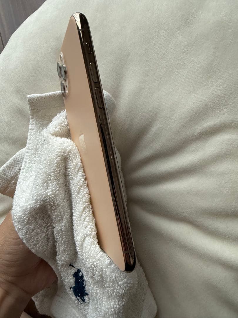 美品　Apple iPhone 11 Pro ゴールド 本体　256GB