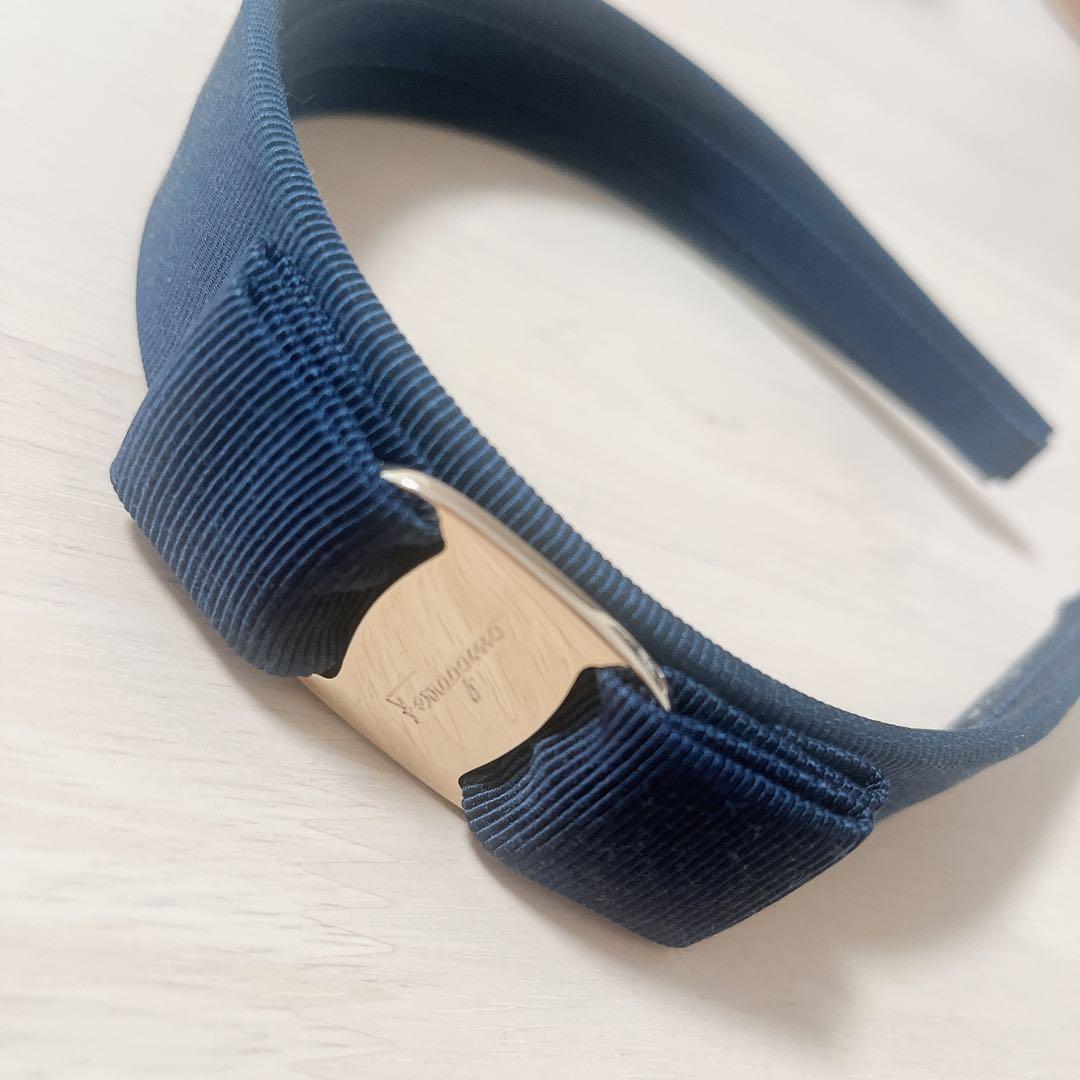 【新品】Ferragamo フェラガモ　カチューシャ　ネイビー
