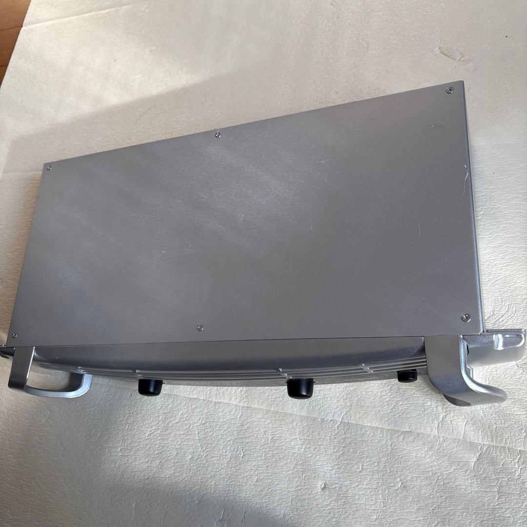 behringer i NUKE NU3000 パワーアンプ　動作確認済