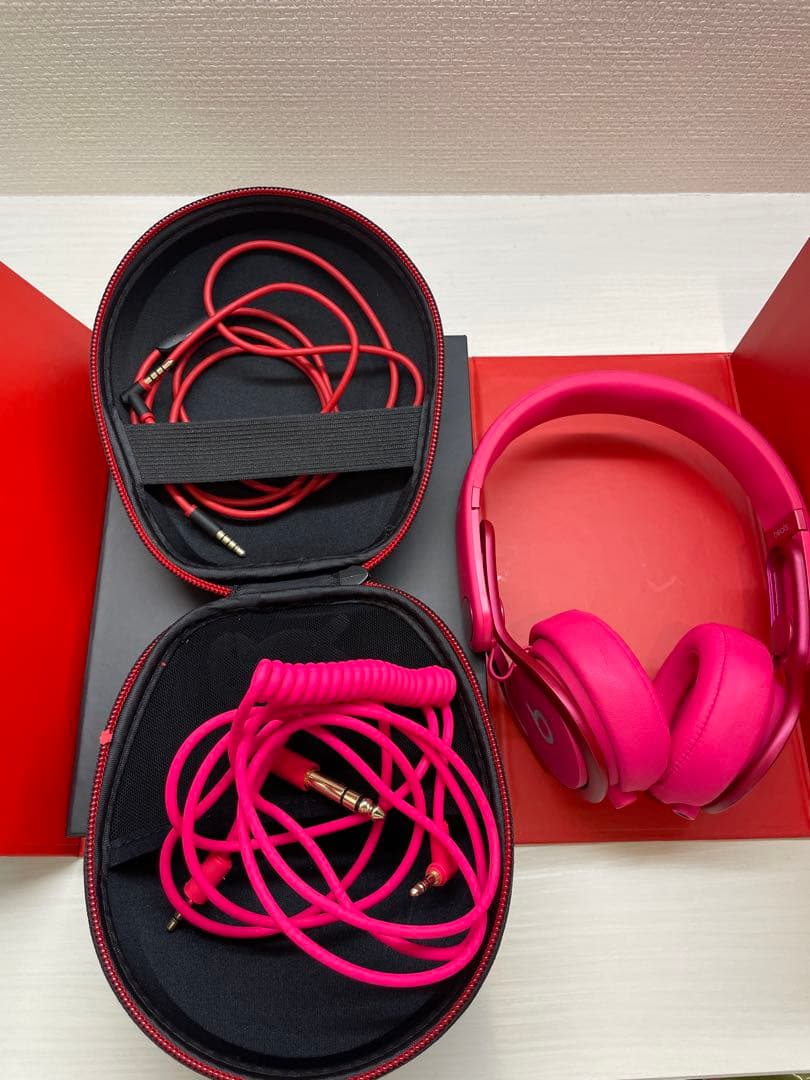 Beats mixr ピンク ヘッドホン