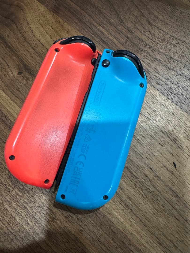 Nintendo Switch 本体 赤/青 Joy-Con付き　箱あり