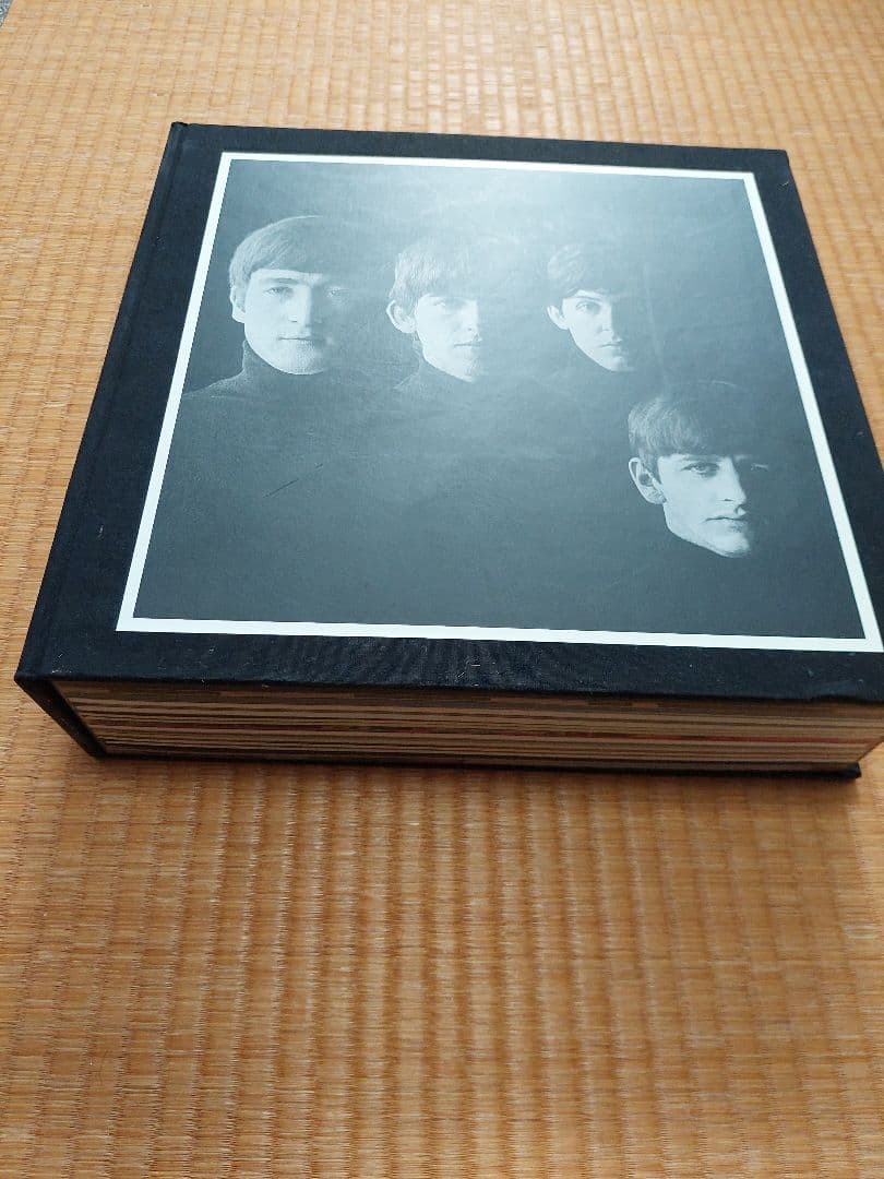 ビートルズCDケース写真集