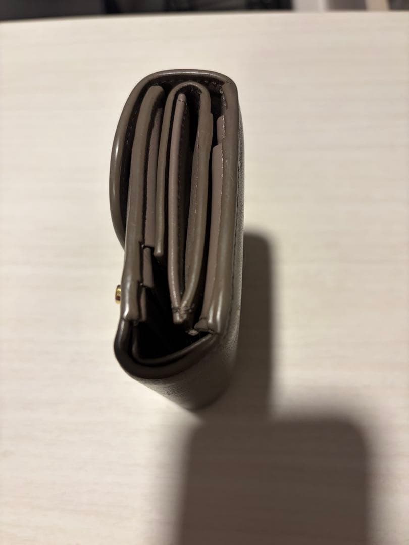 s*様 CELINE (セリーヌ) トリオンフ コンパクトウォレット グレージュ