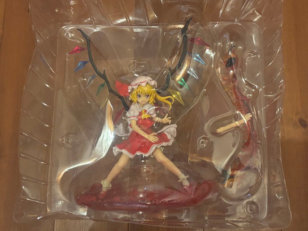 東方projectフィギュア1/7 悪魔の妹フランドールスカーレット紅剣ver