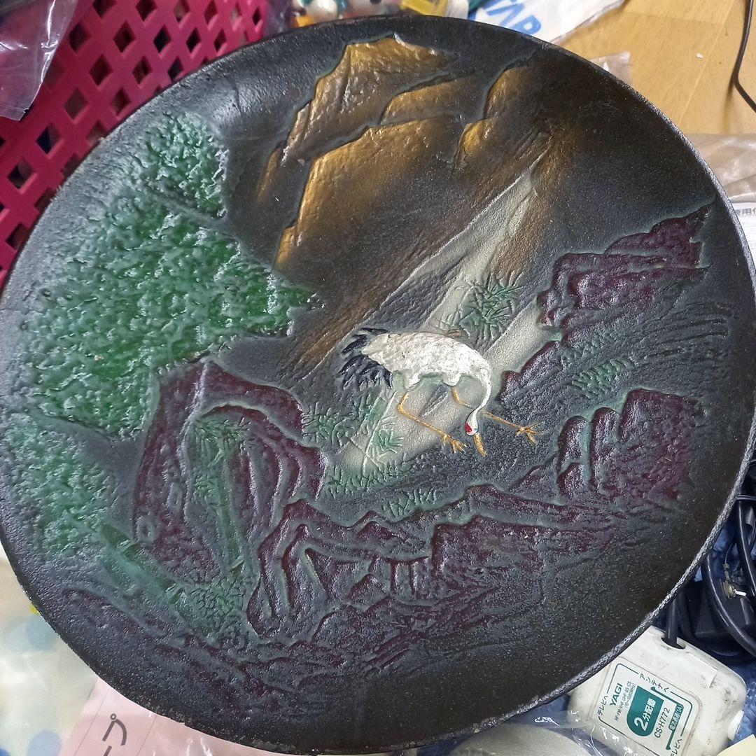 漆器 鶴と山の鋳物皿