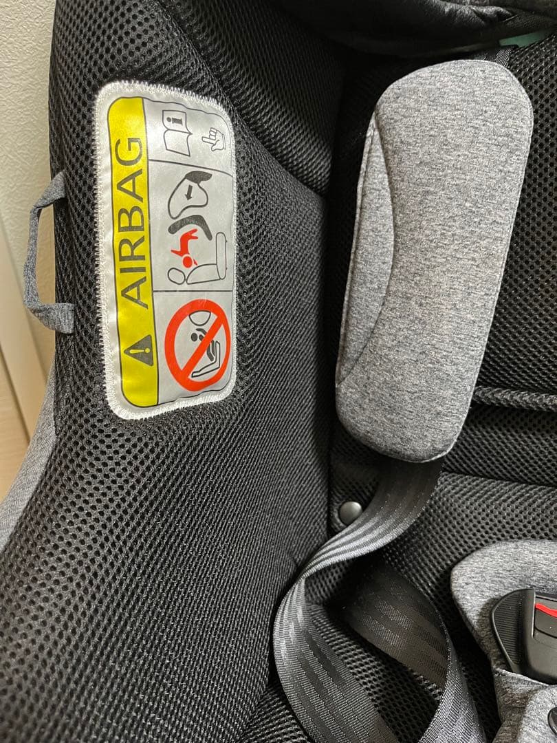 ⭐︎美品⭐︎Aprica 車用チャイルドシート グレー
