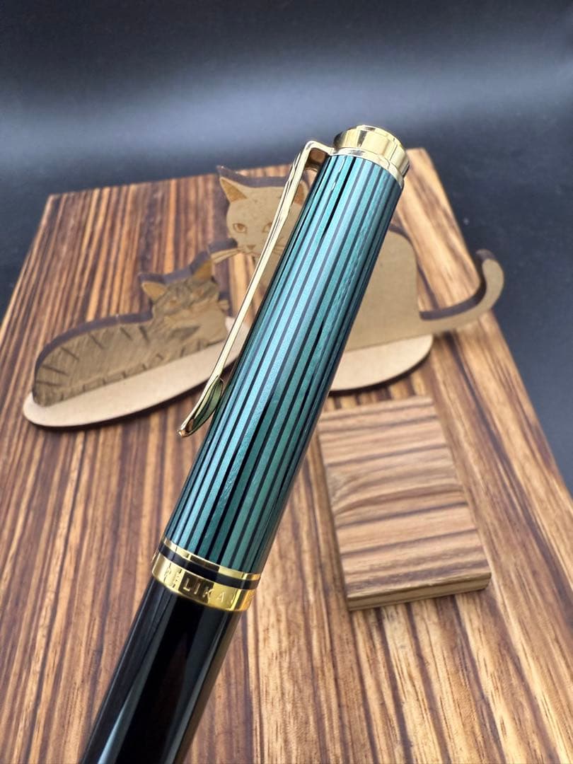 PELIKAN ボールペン K800 緑縞