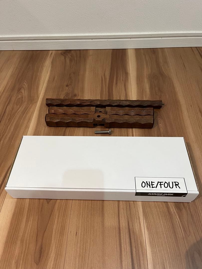 ONE/FOUR 木製アウトドアテーブル