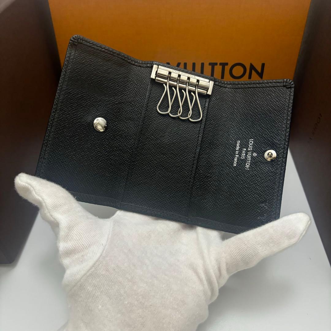 ルイヴィトン　タイガ　キーケース　ミュルティクレ4