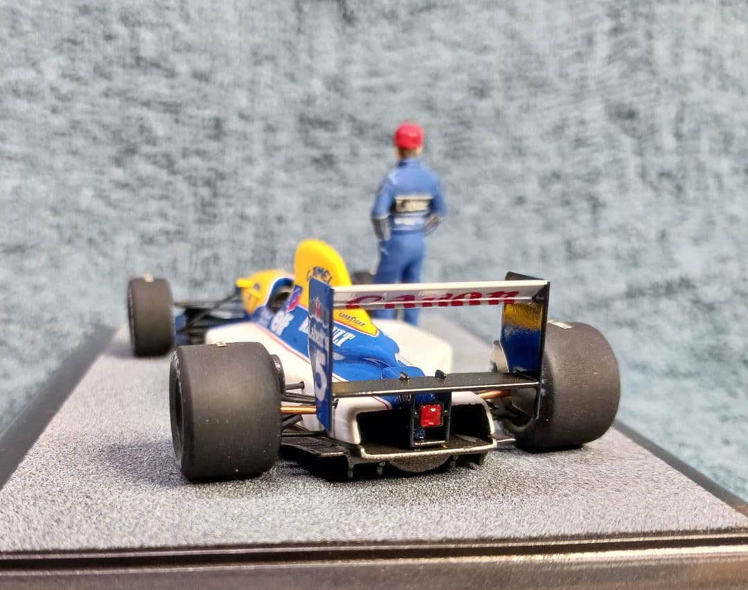 タメオ製1/43 ウイリアムズFW14キット完成品(ナイジェル・マンセル)