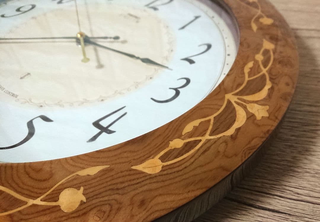 SEIKO EMBLEM セイコー エンブレム 木象嵌 電波式 壁掛け時計