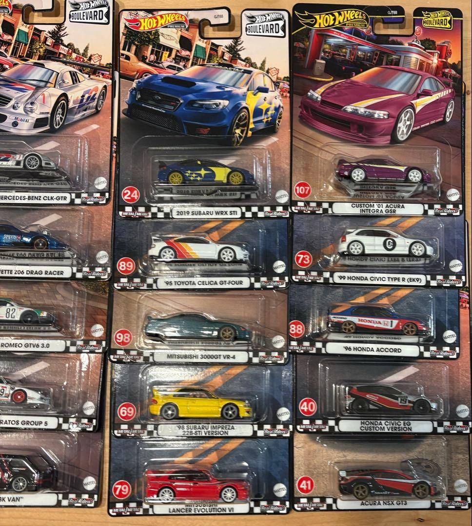 ホットウィール　プレミアム　ブールバード　30台