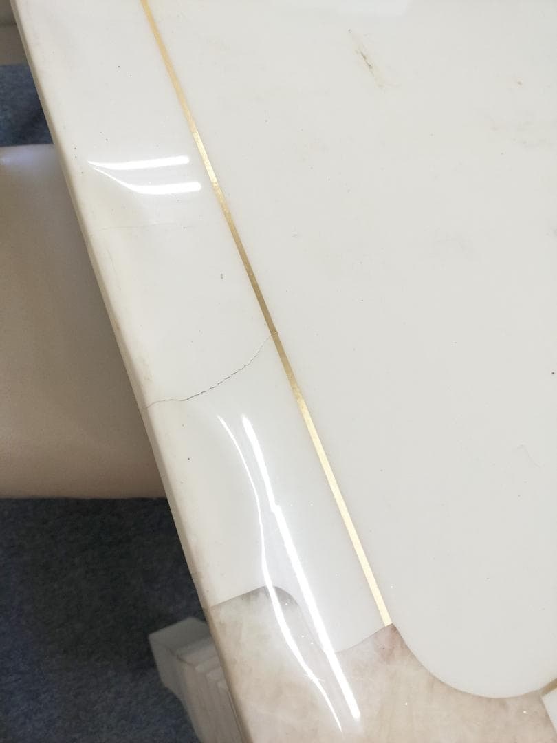 引き取り限定！分解できます。　大理石風　テーブルと椅子の５点セット