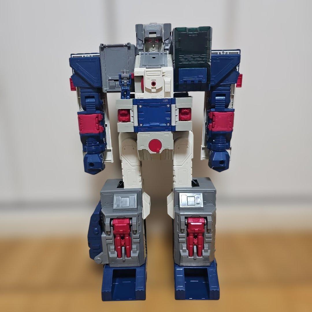 トランスフォーマー　フォートレスマキシマス