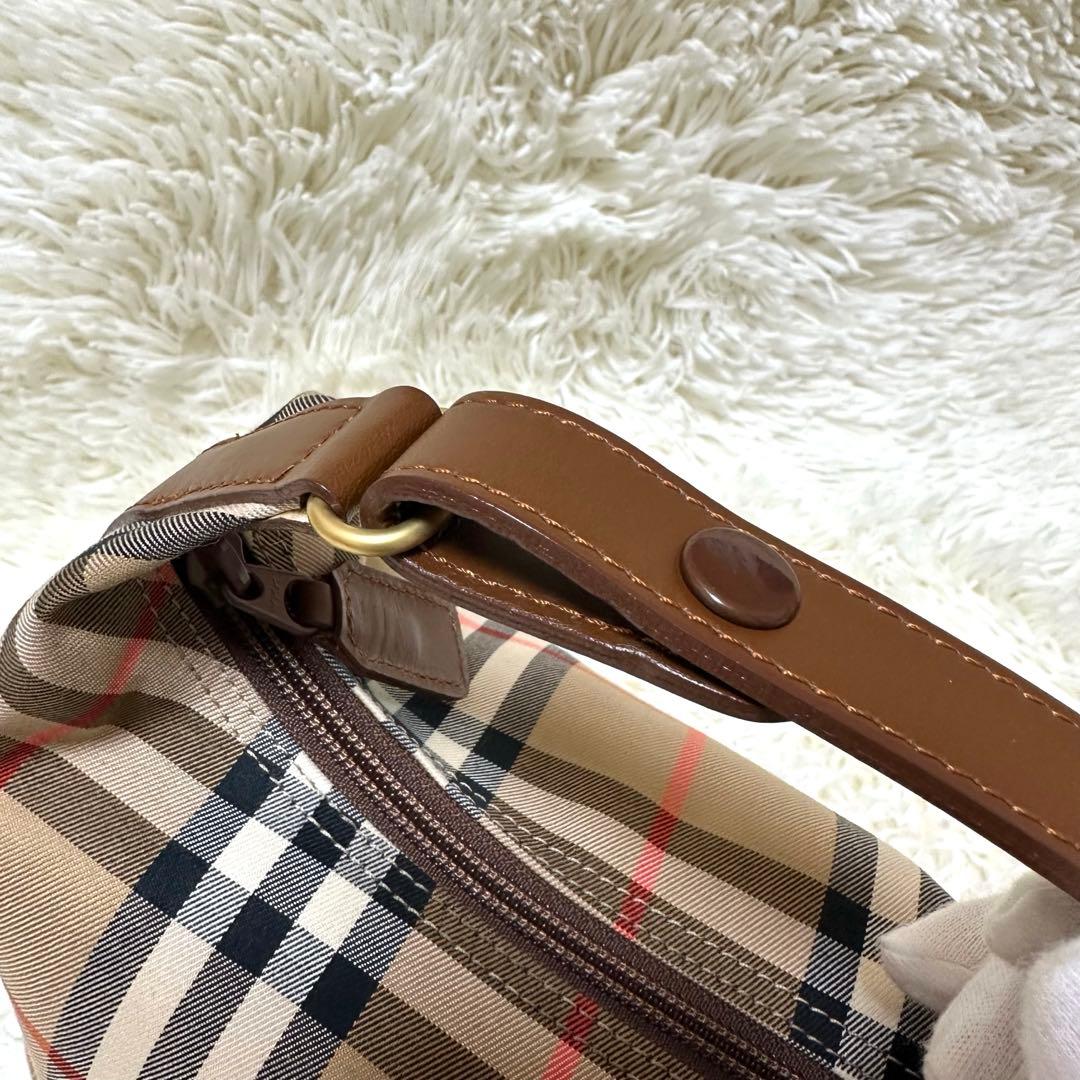 新年スペシャル出品　未使用バーバリー ミニハンドバッグ　ノバチェック