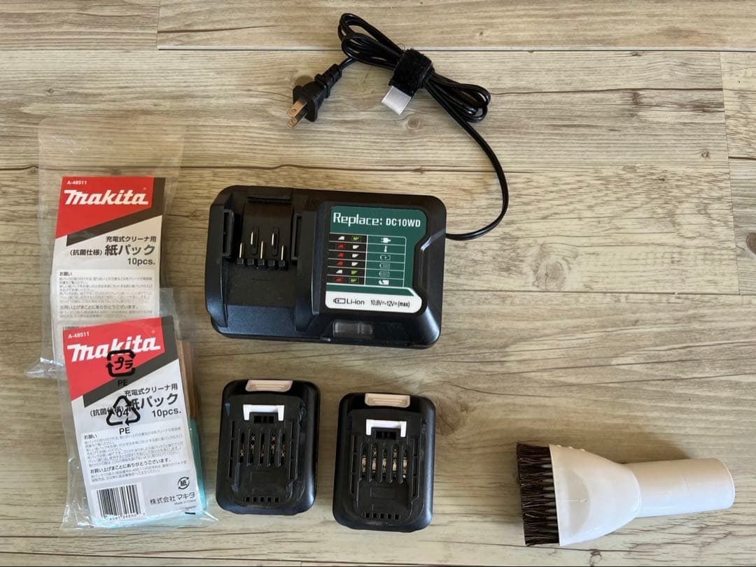 マキタ　CL107FD　掃除機
