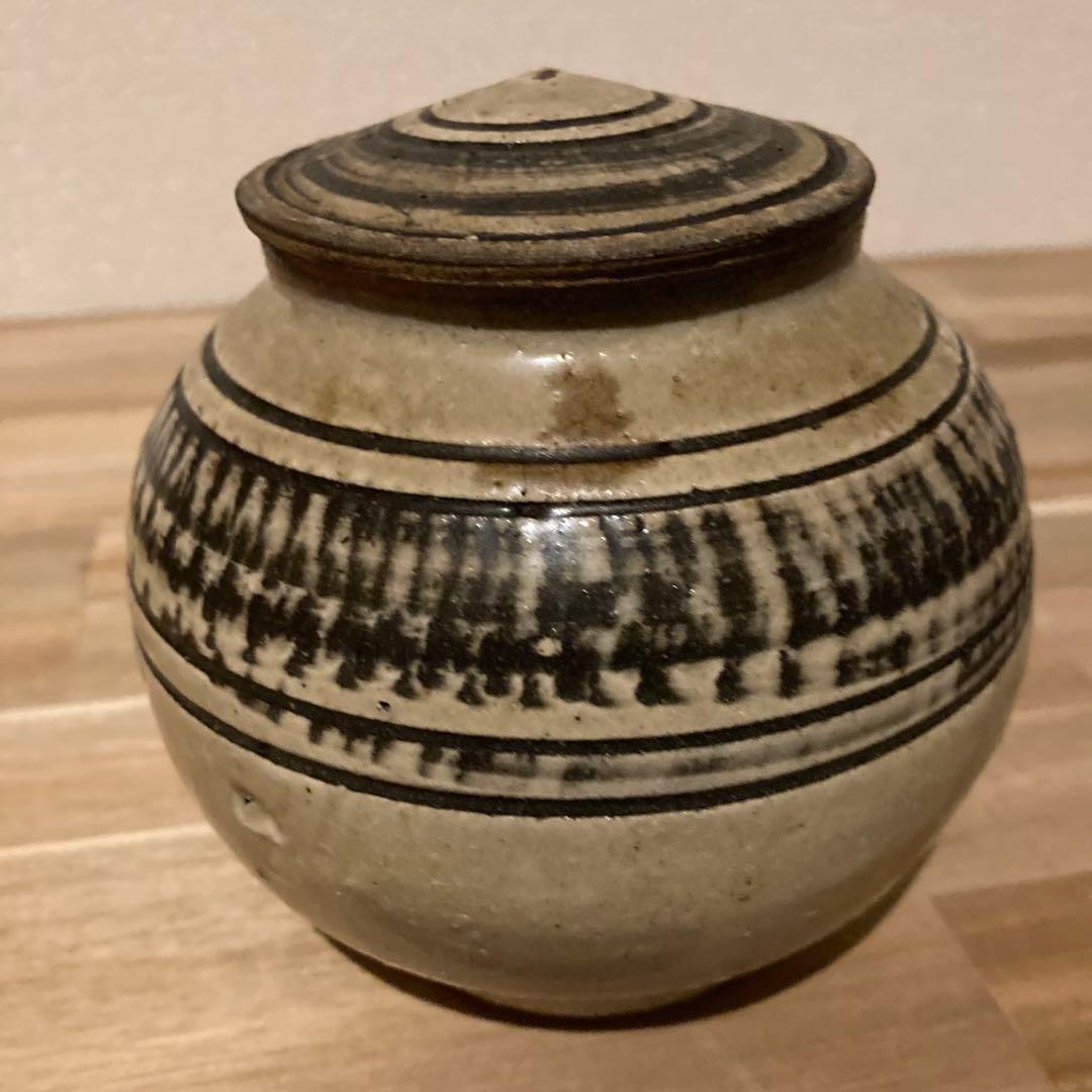(最終値下げ)金城次郎　壺屋焼　希少　飛鉋壺