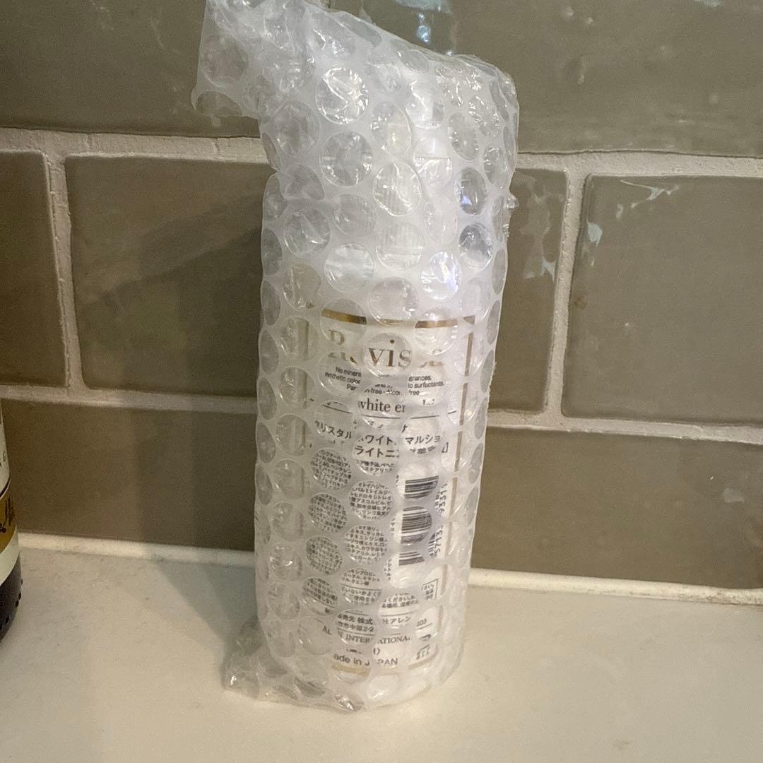 ラヴィーサ クリスタルホワイトエマルション ブライトニング美容液 150ml