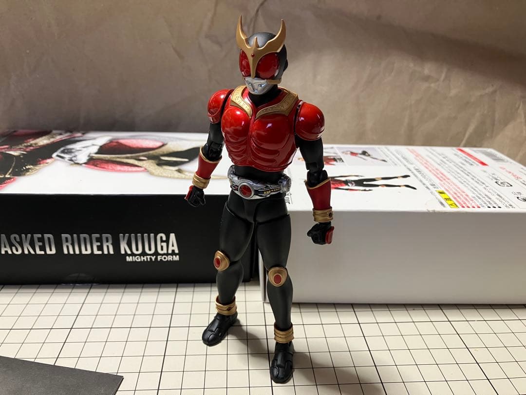 s.h.figuarts 真骨彫製法 仮面ライダークウガ マイティフォーム