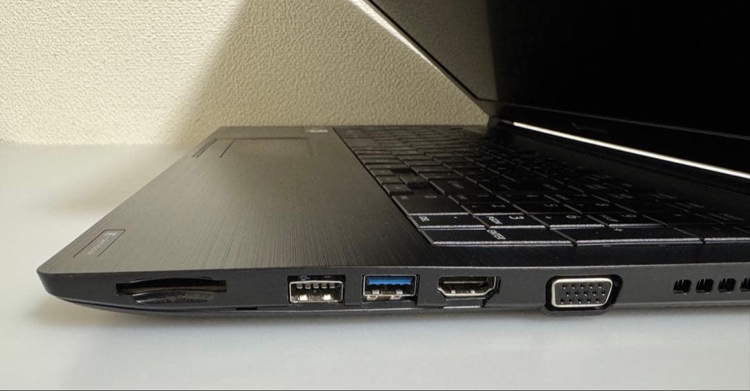 累積3021 東芝 B65HU i7 16GB 512GB DVD Office