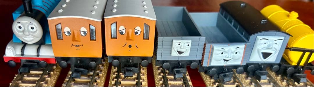 TOMIX 商品名:トーマス (93801)、6両(愉快な仲間たち)