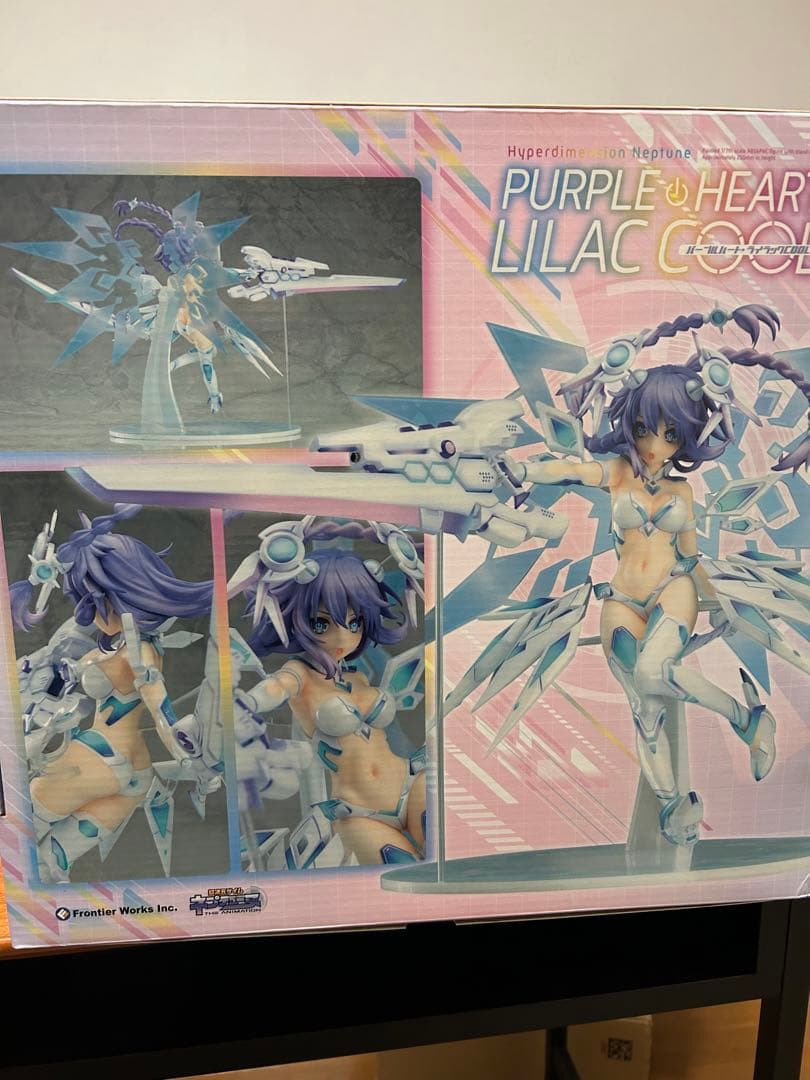 ネプテューヌ　パープルハート　フィギュア