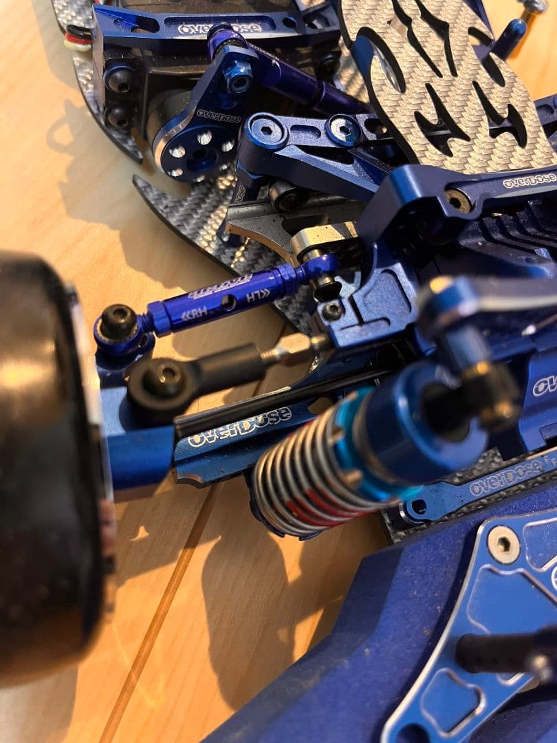 ぬん　Overdose ホビーラジコン カーボンシャーシ