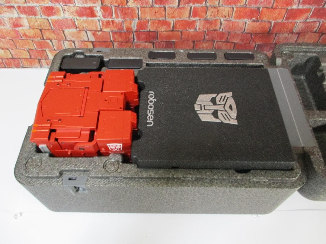 Robosen 　 ロボセン フラッグシップ オプティマスプライム（日本語版）