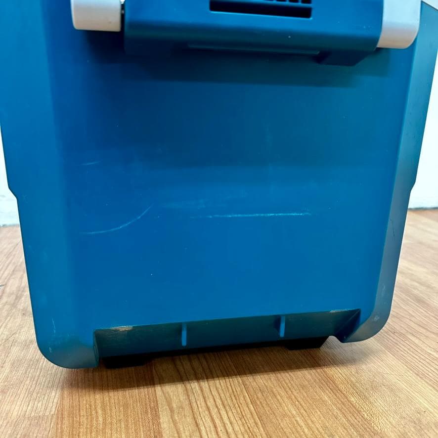 マキタ 充電式保冷温庫18V CW180D 本体のみ H26-01