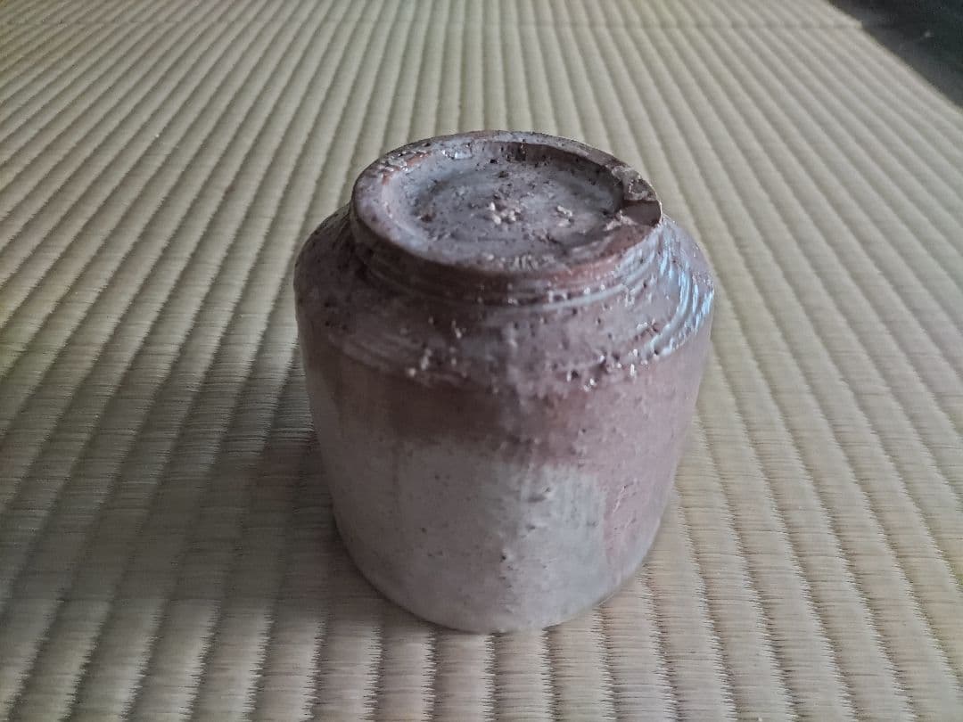 筒茶碗　志野　江戸初期