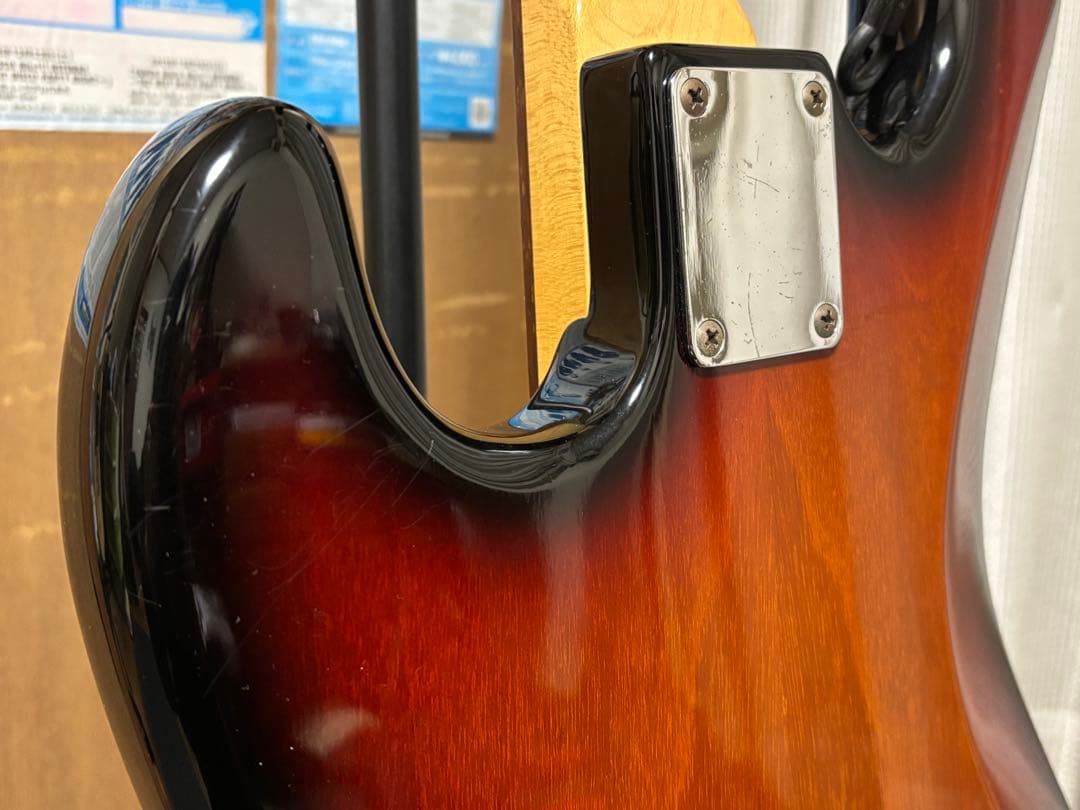 けいおん　秋山澪　ベース　右利き