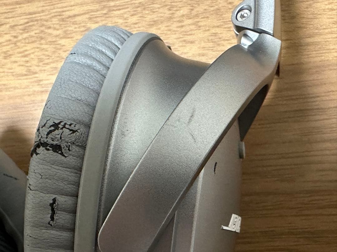 【あすた】Bose QuietComfort 35 シルバー ヘッドホン